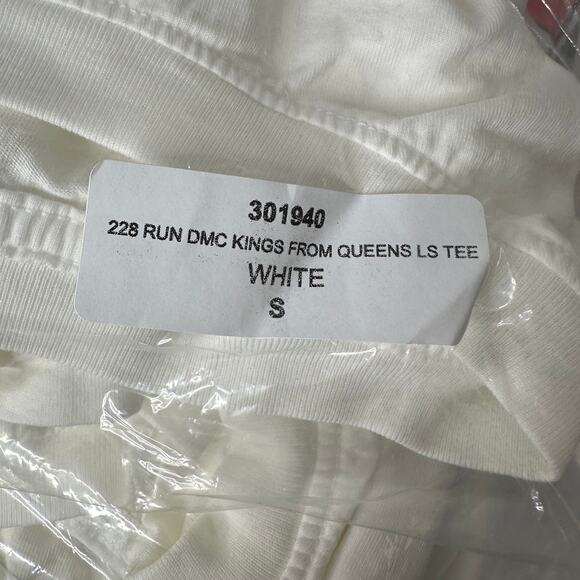 NWT Recycled Karma Run DMC Kings Queens 1986 Tour Long Sleeve White Tee Sz S - Picture 4 of 4